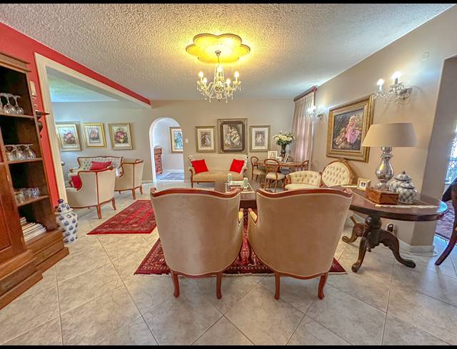 5 BEDROOM HOUSE FOR SALE IN KILDARE